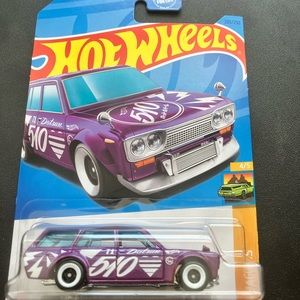 Hot Wheels DATSUN BLUEBIRD WAGON (510)